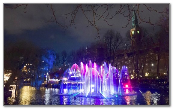 Поющие фонтаны в Копенгагене