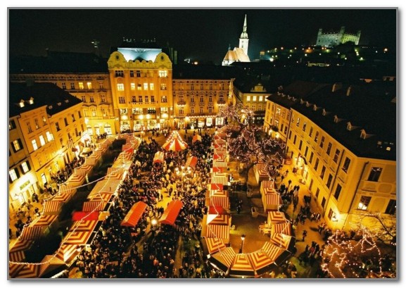 Рождественская ярмарка в Братиславе