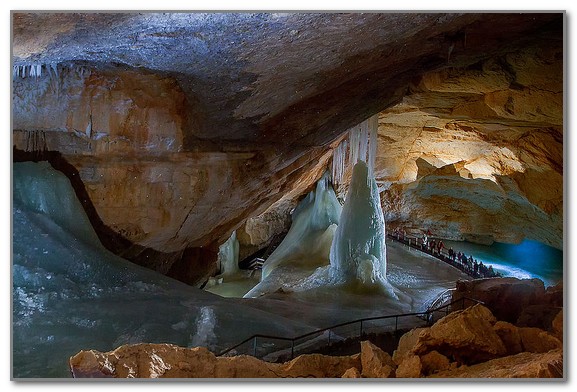 Ледяная пещера в Гальштатте