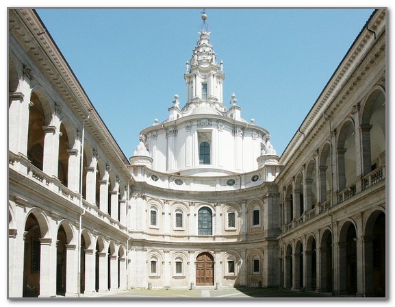 Церковь Сант-Иво алла Сапиенца в Риме