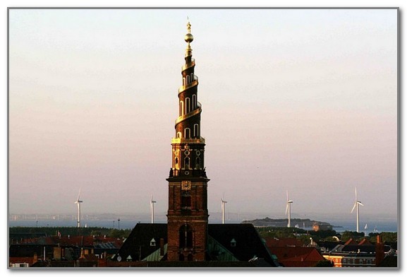 Церковь Христа Спасителя в Копенгагене - лестница в небо