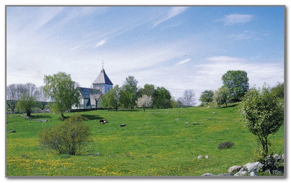 Ховгорден и старинная церковь